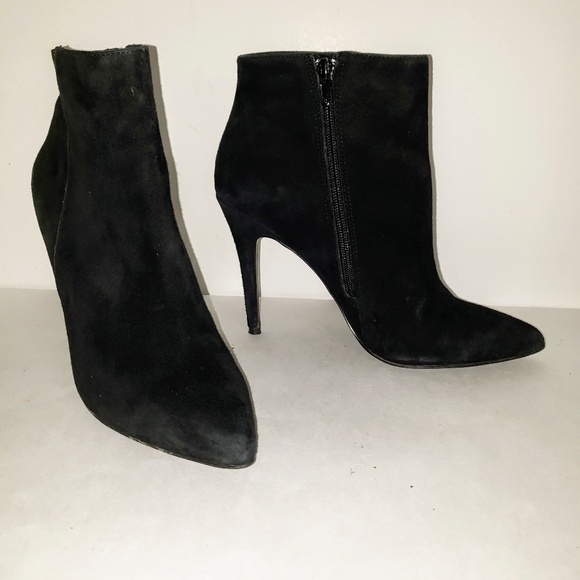 Charles David Shoes - Charles David Black Ankle Boot Side Zip 4" Heel
